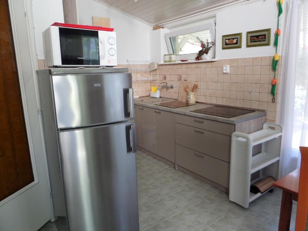 Bori Apartmanok Hajduszoboszlo Exterior foto