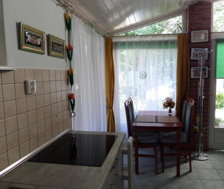 Bori Apartmanok Hajduszoboszlo Exterior foto